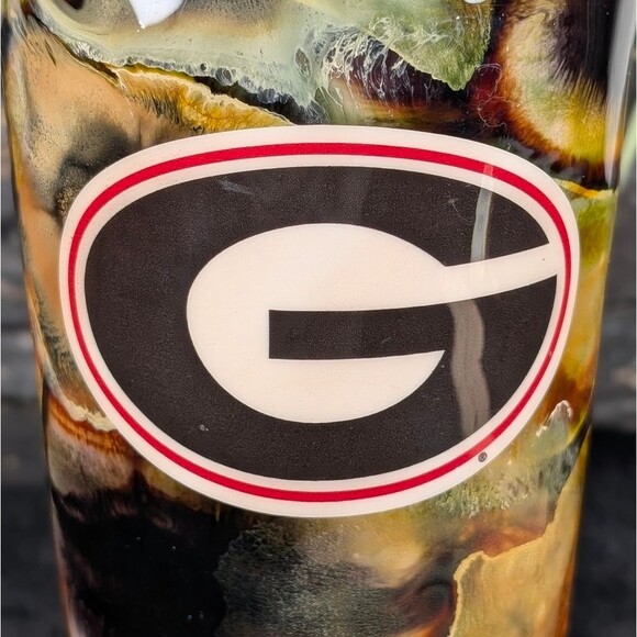 32 oz. Georgia Bulldogs Insulated Tumbler - Alcohol Ink Camouflage - Picture 2 of 11